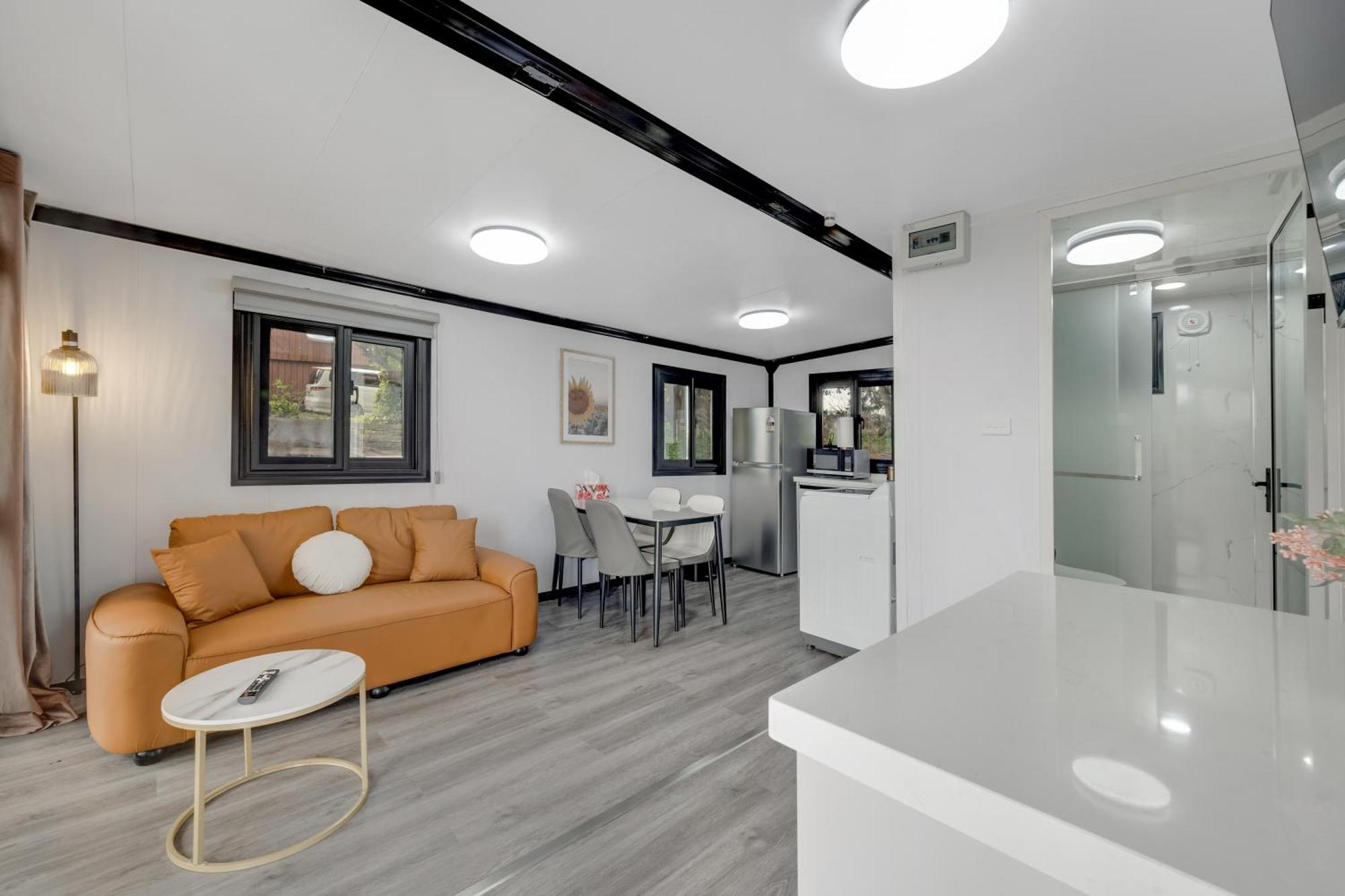 2 Bedrooms Cabin 5 Min To Pukekohe Town Centre Экстерьер фото